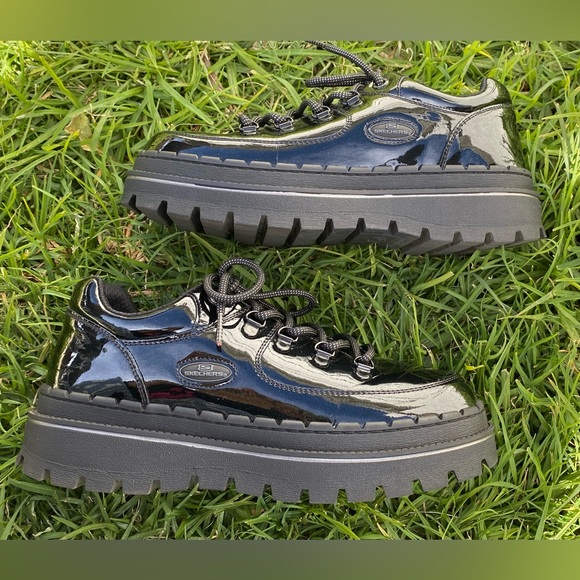 Skechers Women's Black Heritage Boot Size 10 Air Cooled Memory Foam Shoes - Picture 1 of 9